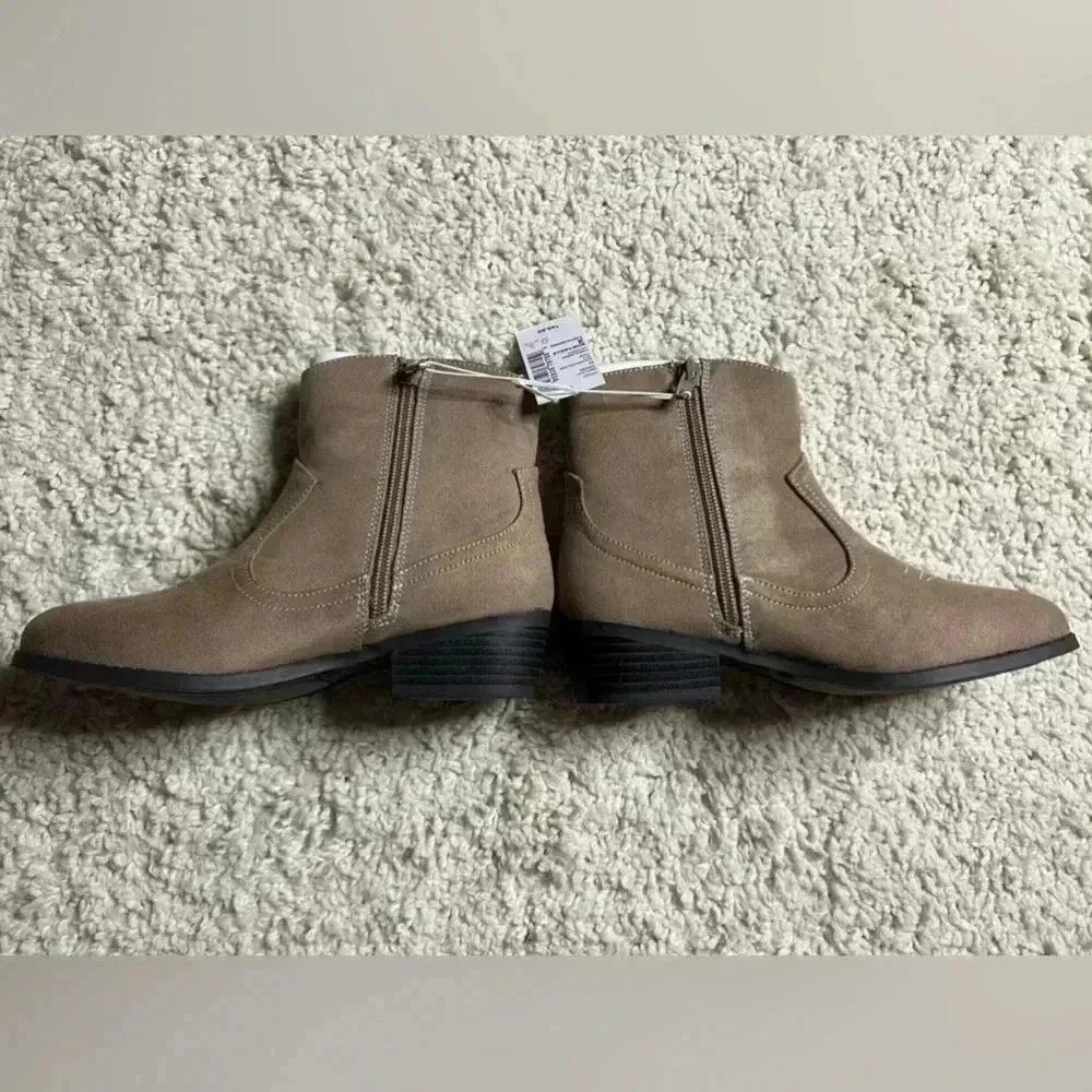 Girls Size 2 Children’s Place Tan Ankle Booties NWT